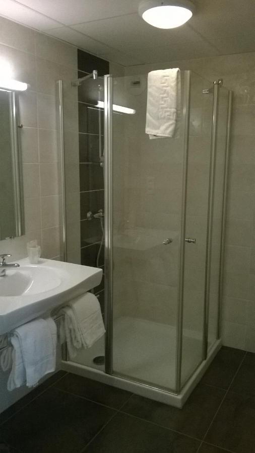 Hotel De France Espalion Bagian luar foto