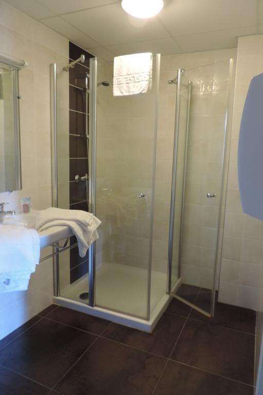 Hotel De France Espalion Bagian luar foto